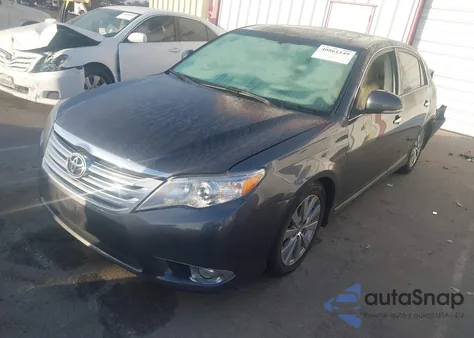 2011 Toyota Avalon Base z USA, uszkodzony, nr VIN 4T1BK3DB2BU396956